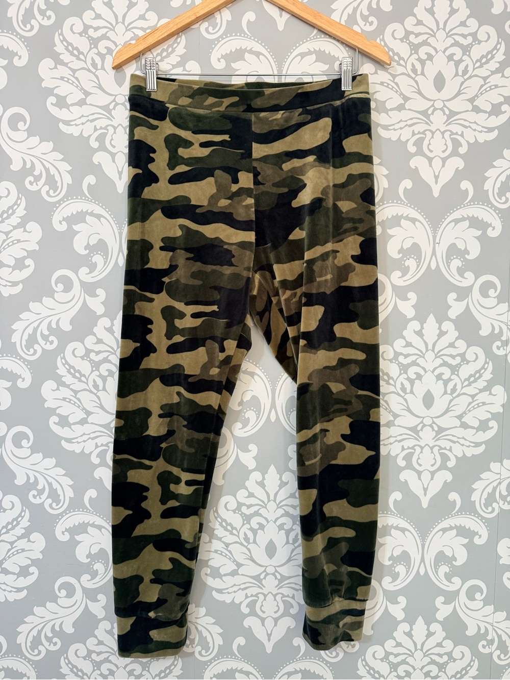🌿10/$25 • SWS Fleece Camo Joggers